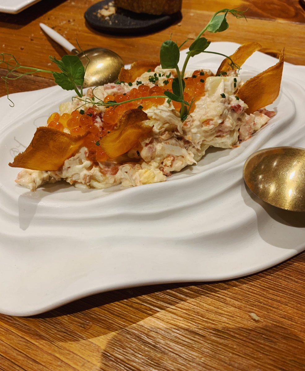 CasinoBilbao's tweet photo. Reabre el restarurante del #CasinoBilbao, @bilbao_events ¿A quién no le gusta una buena ensaladilla rusa para comenzar la comida? La de #BilbaoEvents con pimientos asados y ventresca está 👌🏻
.
📍 #Bilbao_Events https://t.co/8MSxbl4DZ0