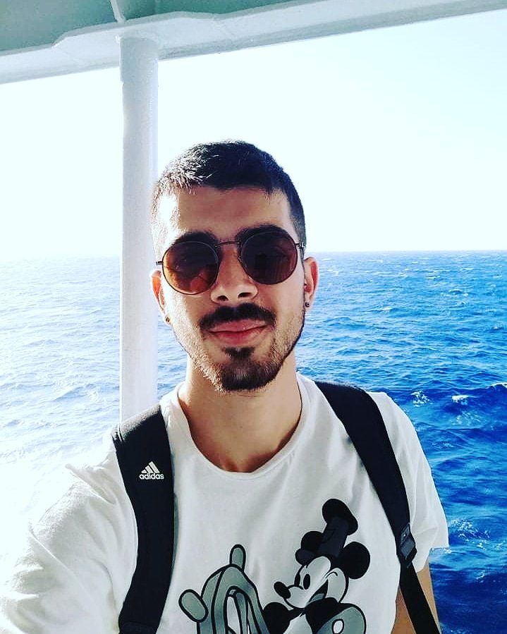 skepassociation's tweet photo. ☀️85 Αυγούστου σήμερα και βγαίνουμε εκτός Αθηνών☀️!

Πάμε Νέα με καπετάνιο τον Μίκυ και ταξιδιώτη τον Κωνσταντίνο!🛳
------
Μέρος του Εκπαιδευτικού Προγράμματος "Μαθαίνω να βλέπω τον άνθρωπο" πραγματοποιείται με δωρεά από το Stavros Niarchos Foundation. https://t.co/hrJreE8joY