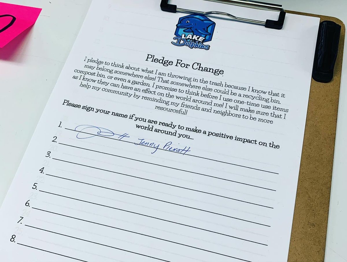 #Tbt to earlier this week when I attended the 5th grade exhibition @lakedolphins where I saw so many best practices of #PBL! 
✅project boards
✅DQs ✅Ss choice 
✅CTAs ✅K/NTKs
✅Ss sharing their learning in a variety of ways 
✅Ss ownership  
✅teachers as guides on the side.