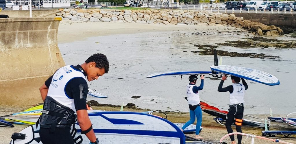 no_jstm's tweet photo. #CFEXG #DélégationDeGuadeloupe #Windsurf #YatchClubDeCarnac @jules_lohan #OnAttendLeVent https://t.co/sqqfsU3Iwp https://t.co/8KTpRTuOji