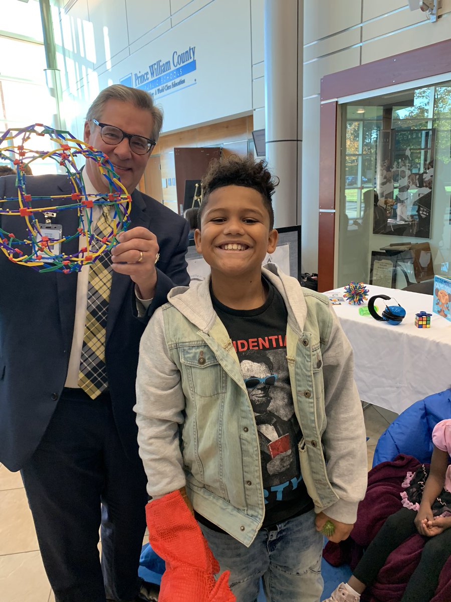SuperPWCS's tweet photo. Had fun learning from Roget and Cymphanie from Sinclair Elementary before the @SPARKfoundation breakfast! They are showing me their Peace Corner. https://t.co/XMditkurTb