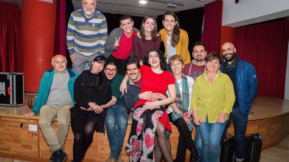 Happy2Network's tweet image. 📣La cultura è alla base di qualsiasi cambiamento sociale ed economico.
É per questo che abbiamo deciso di rinnovare anche quest'anno la collaborazione con Ubuntu - Autoproduzioni culturali, “adottando” una classe IISS Luigi dell'Erba di Castellana.

bit.ly/31NFcjn