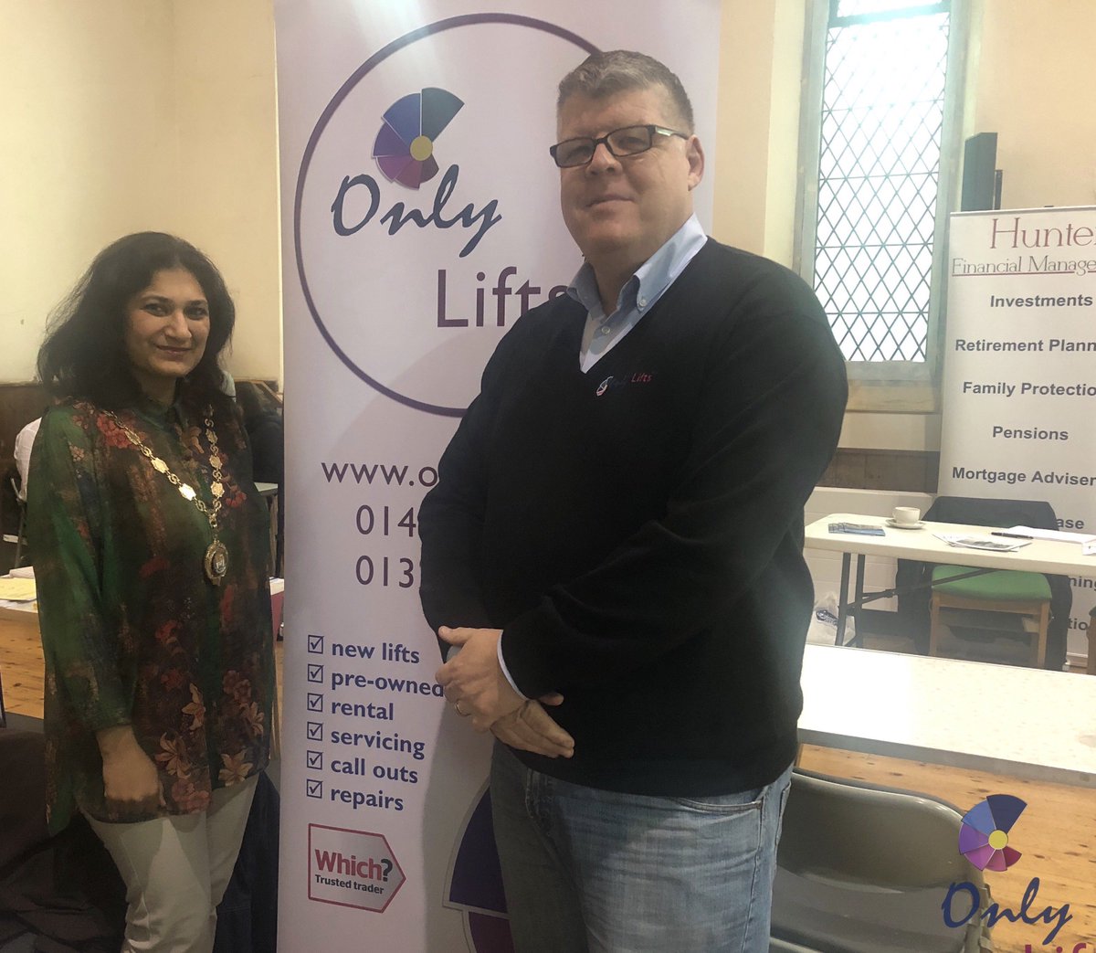 Mayor of Seaford, Cllr. Nazish Adil Seaford Town Council visited our stand at the Seaford Health, Wealth and Wellbeing exhibition at The Clinton Centre, Seaford. She was interested to learn about how we help keep people in their own homes following a visit to hospital.