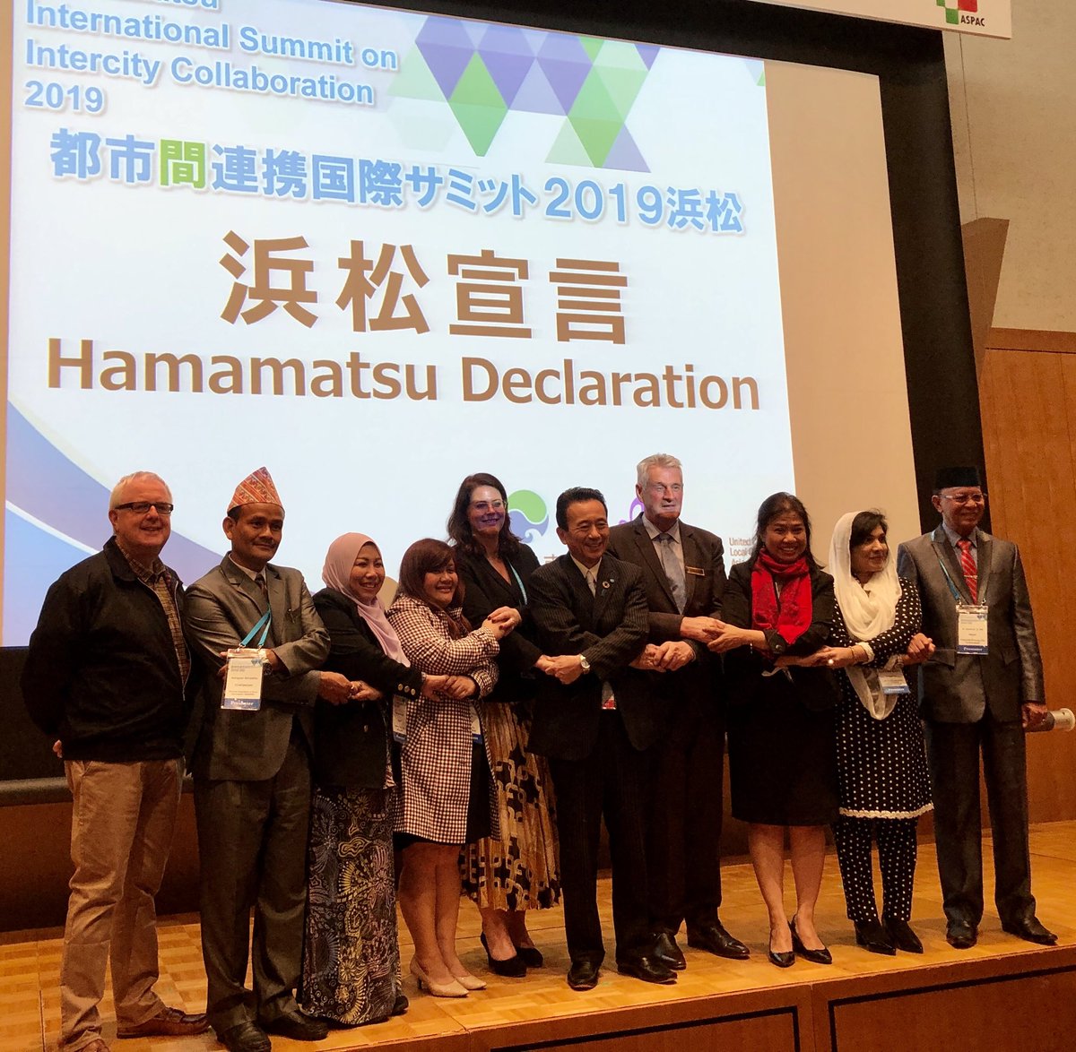 ⁦@ICCities⁩ and ⁦<a href="/uclgaspac/">UCLG ASPAC</a>⁩ signed the Hamamatsu Declaration with mayors from East Asia, Europe ⁦<a href="/Botkyrka/">Botkyrka kommun</a>⁩ and Australia ⁦<a href="/cityofballarat/">Ballarat Council</a>⁩ ending a ground-breaking symposium on intercity and intercultural collaboration #SDGs