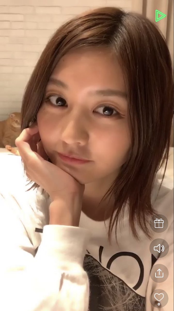 やっとゆめのLINELIVE見れた😍 使い方わかんなくて無駄にコイン？ポイント？買ったけど笑 安定の可愛さでした🐱💙  ラーメン美味しいの食べに行こうね🤤 #みんな大好き林ゆめ #LIVELIVE