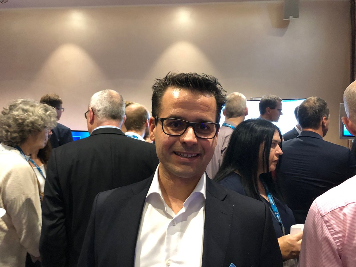 KoerberPharma's tweet photo. #Live from #PASXUGM. Hi, I’m Sebastian Bien from Werum. Are you fed up with complex integration tasks? Our PAS-X MSI Plug & Produce allows an easy, fast integration of machines into the production environment. Your integration workload can be cut by up to 75%! https://t.co/L2fKZ5S10D