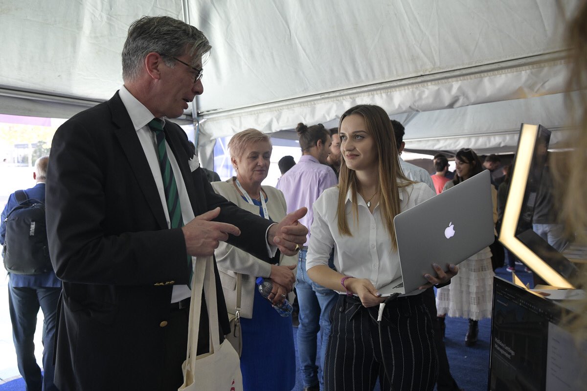 STIKK_KS's tweet image. German Ambassador Christian Heldt meeting with kids and @KosICT staff @GermanAmbKOS #kosict #stikk