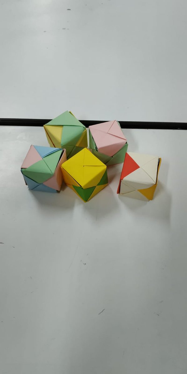 IesMMolina's tweet photo. Tercer whorkshop del concurso #BeTalent a cargo de la #FundacionAltram y en colaboración en esta ocasión de la #FacultadDeMatemáticas de la @UPM. Origami, criptologia, sistema binarios como recursos para mejorar nuestros proyectos con @colegiobase https://t.co/jXJ6pkAf0o