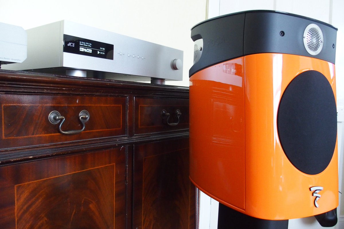 theaudiobarn's tweet photo. Another @dCSonlythemusic Bartok installed in the Kent Countryside! Huuuuge improvement over the customers previous DAC and it looks rather dashing next to his Orange Focal's! #Highend #Digital #Hifi #Sourcefirst #DAC #MadeinBritain 

https://t.co/LQm7ZuShkw https://t.co/yLORyIFxul