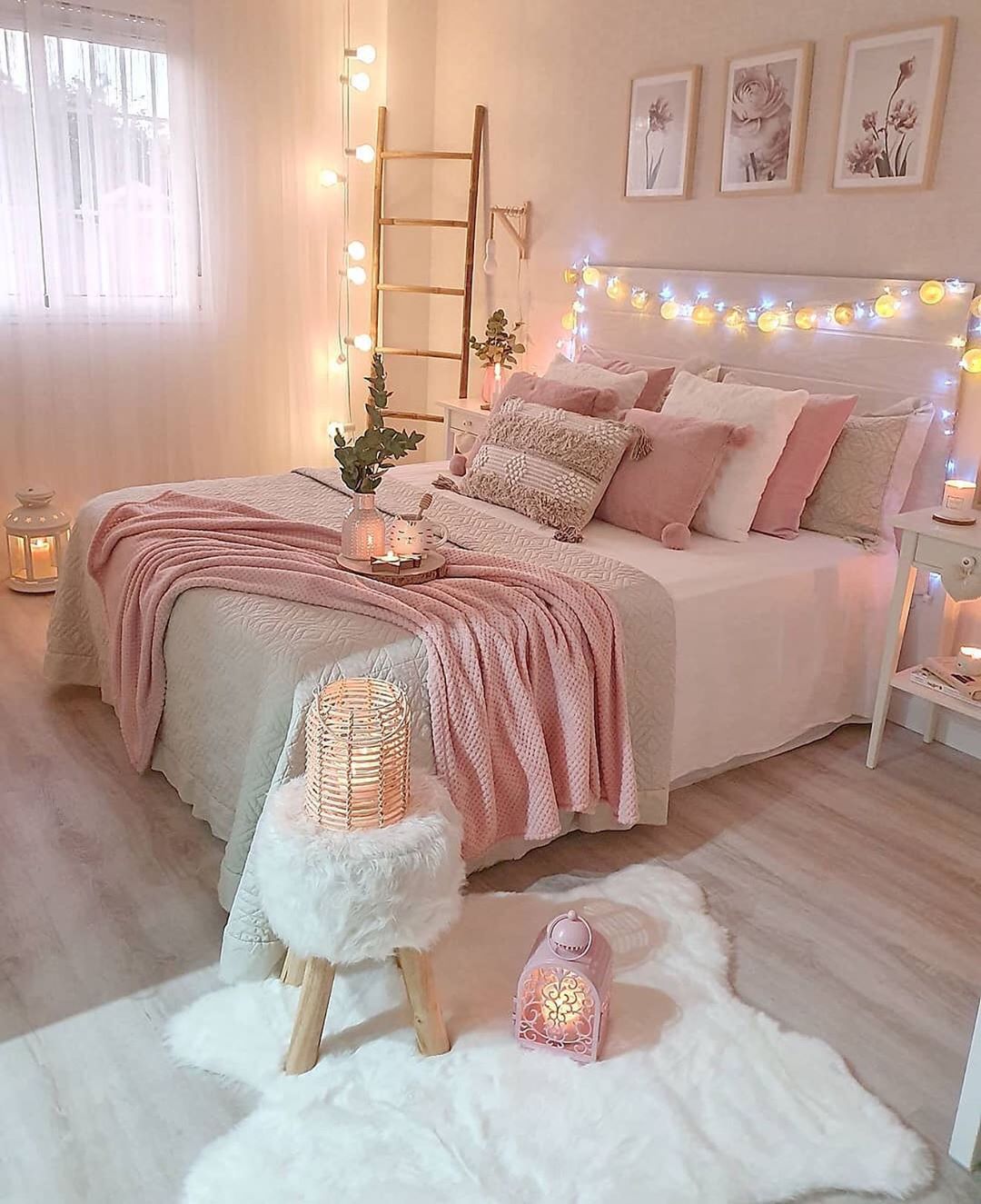 Aesthetic light pink sales room