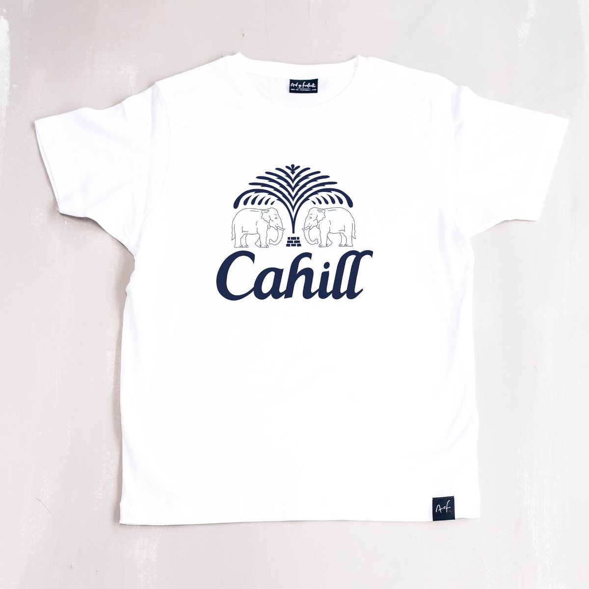 We have one of <a href="/Art_of_Football/">Art Of</a>‘s new Cahill design shirts to give away.

RETWEET this tweet and FOLLOW both <a href="/EvertonBlueArmy/">Everton Blue Army</a> and <a href="/Art_of_Football/">Art Of</a> to be in with a chance of winning at 5pm on Saturday!

Visit their online shop here - art-of-football.com/collections/ev…