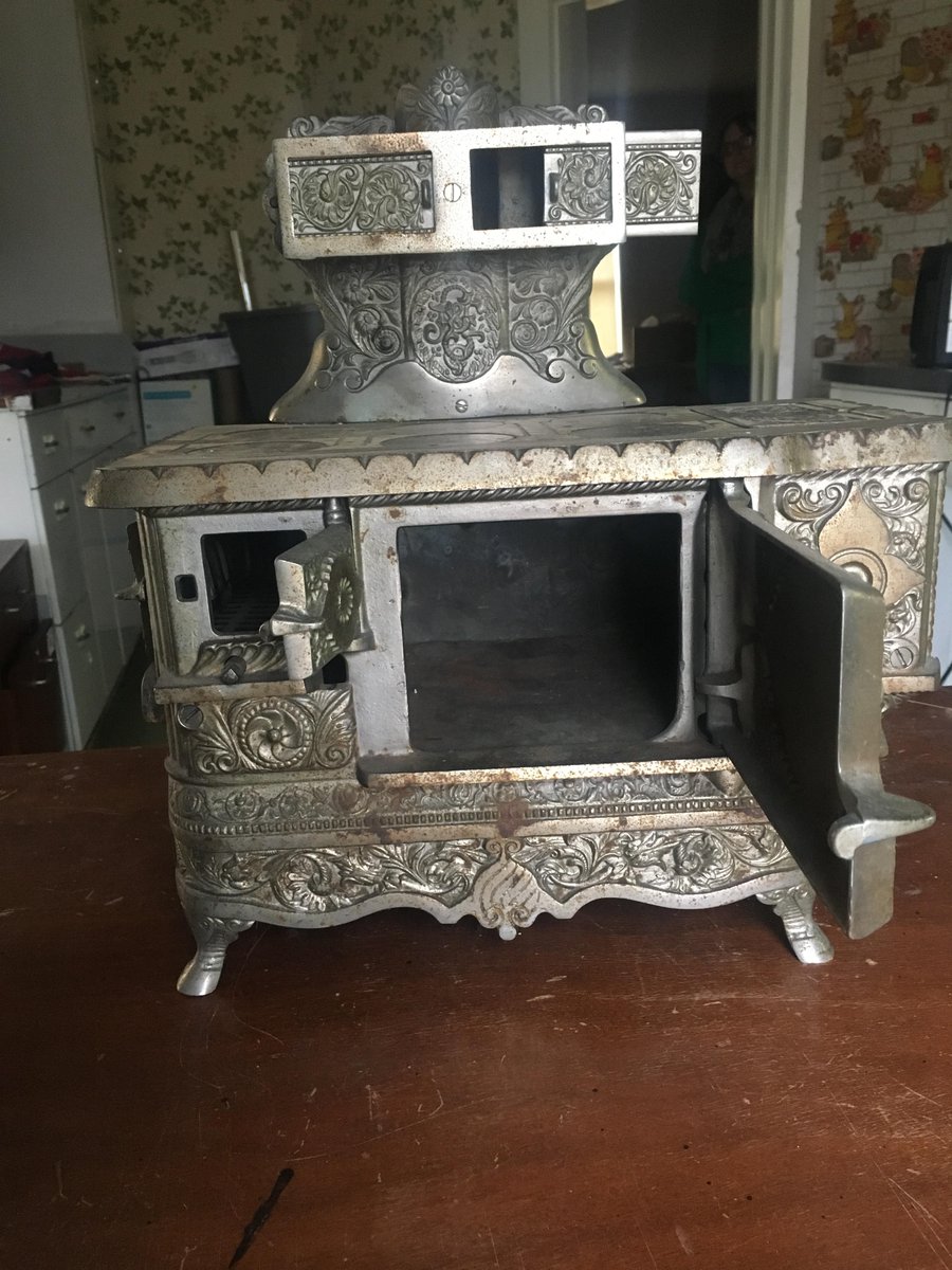 Herman Melville's Arrowhead tweet media