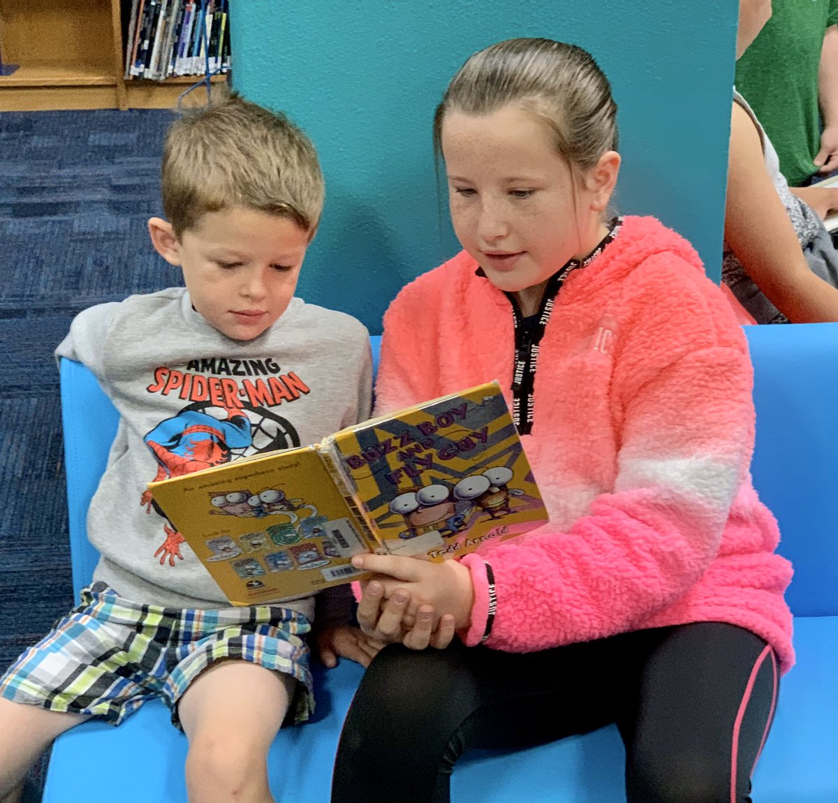 JCPrice331's tweet image. We met our 5th Grade Reading Buddies today!!! @FairOaksRanchES