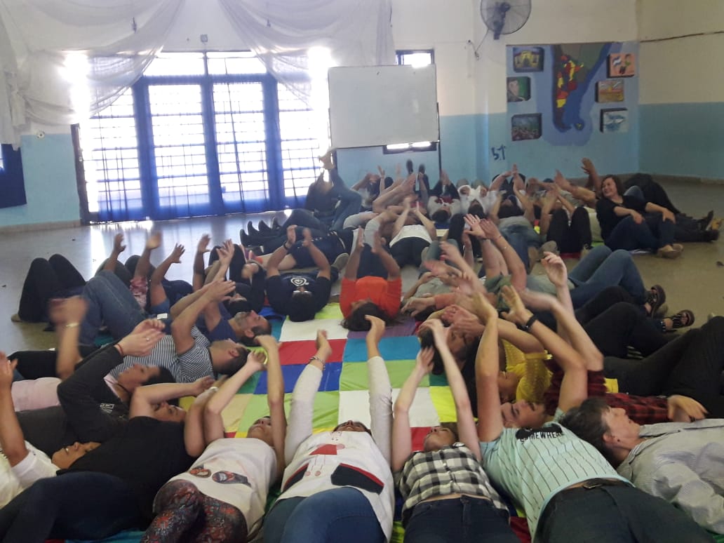 MyrianValenzue3's tweet photo. Hoy en #Pilar 57 docentes participaron de un taller de actualización curricular para que la Educación Artística potencie su aporte en la formación integral de los alumnos.

@gzinny @sergesiciliano @DEArBuenosAires @BAeducacion @FaalPonf https://t.co/FJNGQSla2U