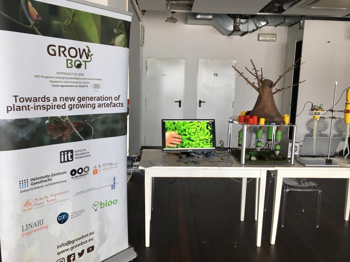 GrowBot_project's tweet photo. It started! Come visit us and try our laboratories  #GrowBot_project @AcquarioGenova and Biosfera  
@BSRiit @IITalk @fet_eu 
#Elementi @FDellaScienza https://t.co/pIWrwpK1U1