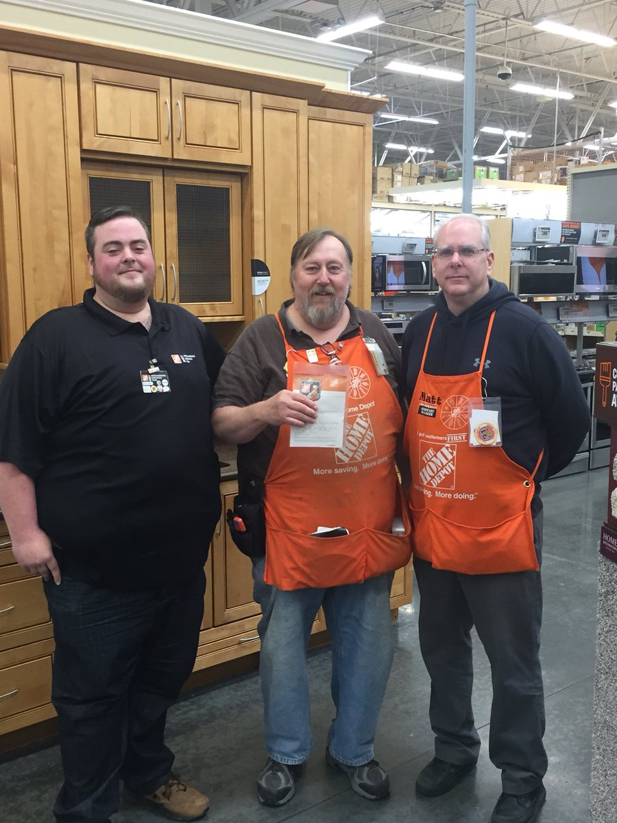 William Lance tweet media