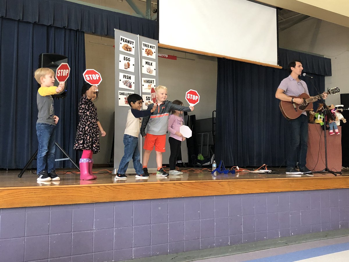 Thank you @kyledine for teaching students in grades K-5 about allergy awareness and safety! Thank you @HollistonPto for another great Culture Connection event!
