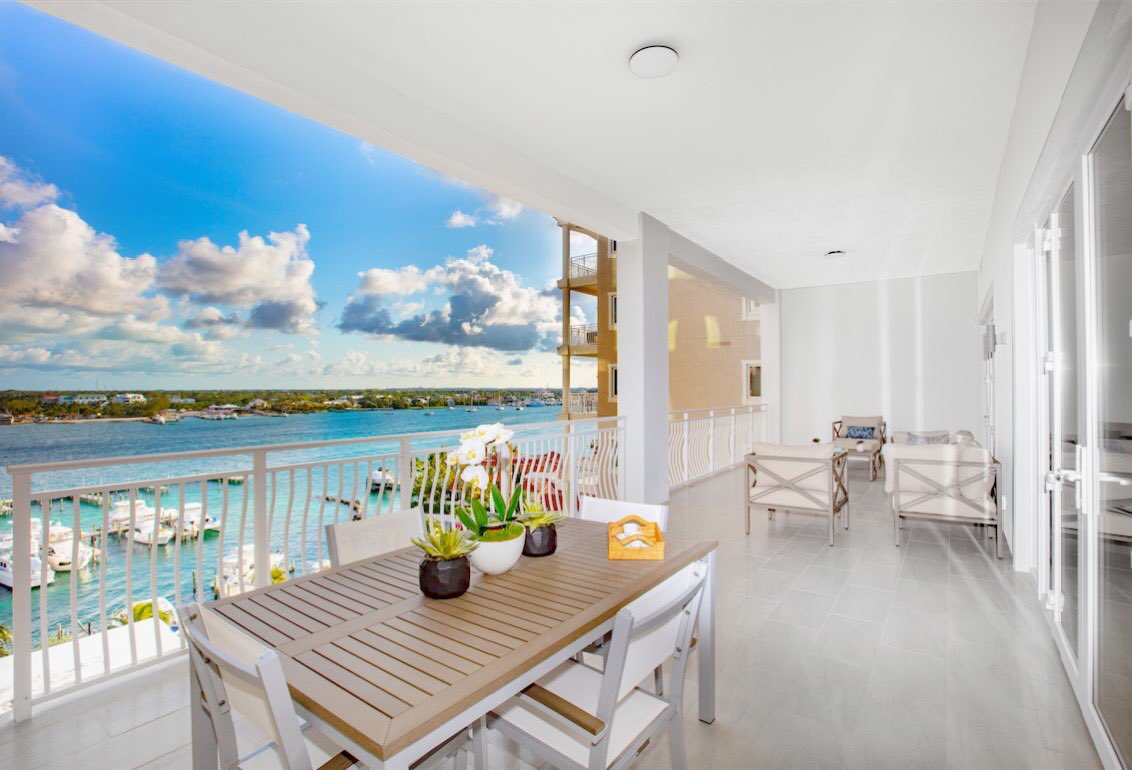 bahamas_one's tweet photo. This is outdoor living at its finest. 

Relax and feel the ocean breeze in your own luxury home at ONE OCEAN in Nassau Paradise Island, The Bahamas https://t.co/xpVq9FZsjA
 #adventure #beautiful #thebahamas #vacation #realestate #paradiseisland #finest #beach #realtor #ForSale https://t.co/sfDMIv755o