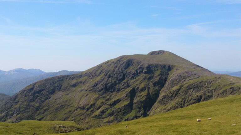WildGalway's tweet photo. #HikeThursdays #Mweelrea “strenuous climb to the highest mountain in #Connacht with views of #Killaryfjord on a clear day, the summit is often covered in cloud &amp; cliffs can be dangerous" 
ℹ️ Paul Phelan
🗺️ 📷 Russ Mills @mnttrailsie 
#HikeMayo #HikeIreland #CalloftheWildGalway https://t.co/OoMwVjxtjp