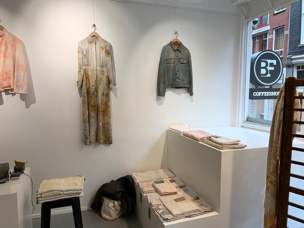 LegerdesHeilsReShare tweet media