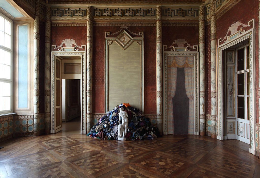 #Theblogartpost | Oggi per #UnOperaAlGiorno vi parliamo della celebre #VenereDegliStracci del 1967 di #MichelangeloPistoletto, conservata al #CastelloDiRivoli