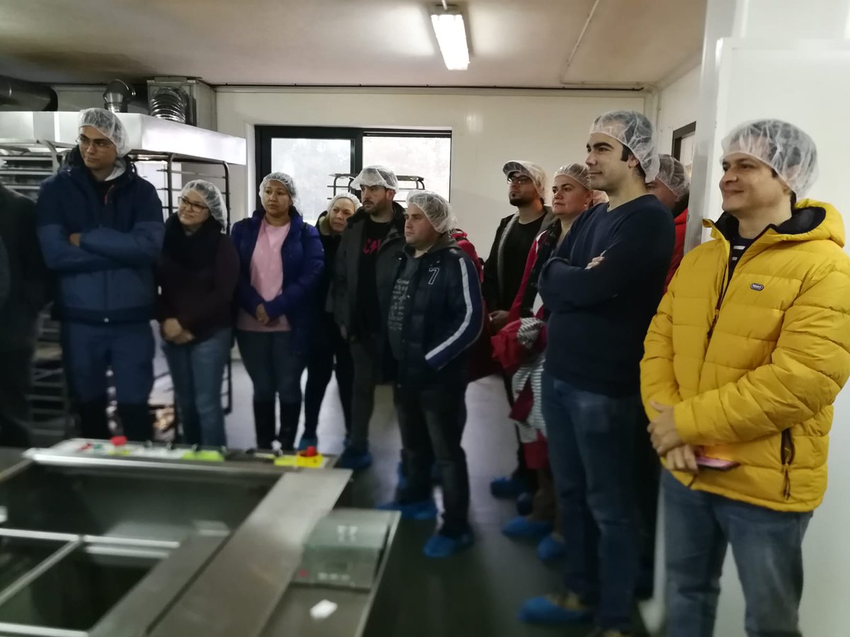 Jornada #RuralOn para seguir formando a nuestros alumnos. Gracias a <a href="/Cantabria_Rural/">Red Desarrollo Rural</a> <a href="/Valles_Pasiegos/">Valles Pasiegos</a> <a href="/ejecant/">EJECANT</a> por dar conocer proyectos y posibilidades de este sector en auge. #FelizJueves #Cantabria #rural