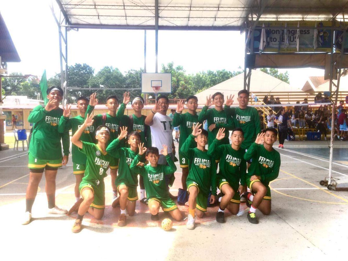 jcfcupdates's tweet photo. Felicians, let us give our full suppport to our dear athletes in their championship game tomorrow at Don Bosco Academy, starting 8:00 am in the morning. 

Laban pa, Berde! One heart, one goal. Team Felicians! 💚 https://t.co/UQQcZjjjxy