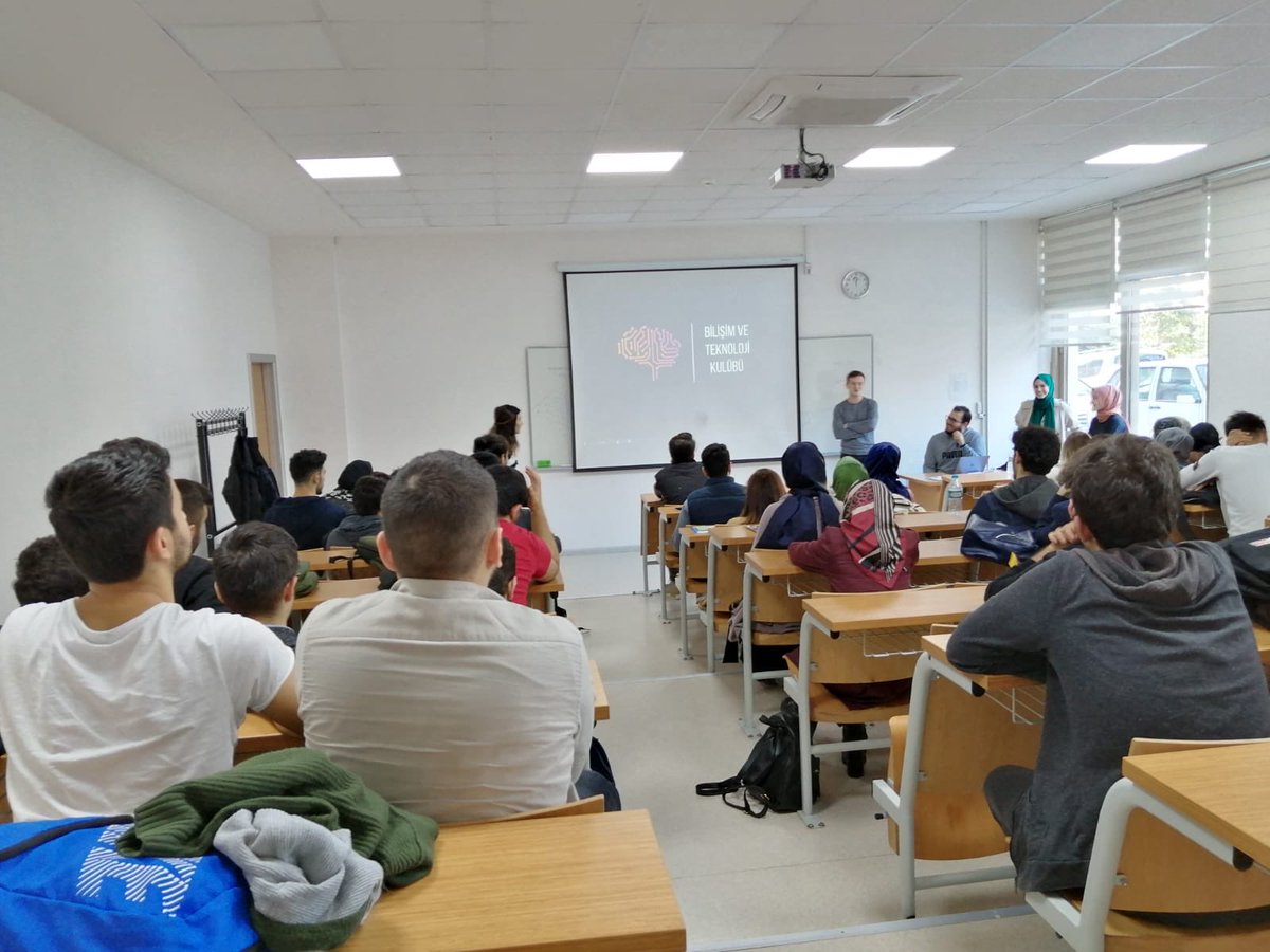 fsmbilisim's tweet photo. Dönemin ilk etkinliği olarak tanışma toplantımızı gerçekleştirdik ���

Başka etkinliklerde görüşmek üzere🖐🏻 https://t.co/k2rUqgRsNJ