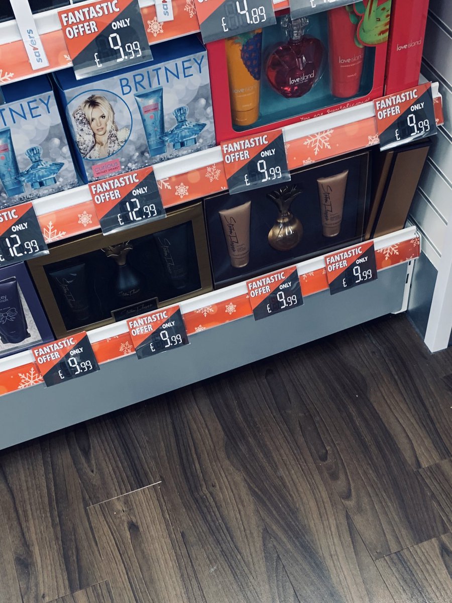 mikedoc90's tweet photo. Savers have got @CherylOfficial’s #Stormflower and #StormflowerNoir gift set for £9.99. Not sure if these are nationwide, but it’s great to see it back! 🙌🏼 #ChristmasBuys https://t.co/v0pw3QFuZJ