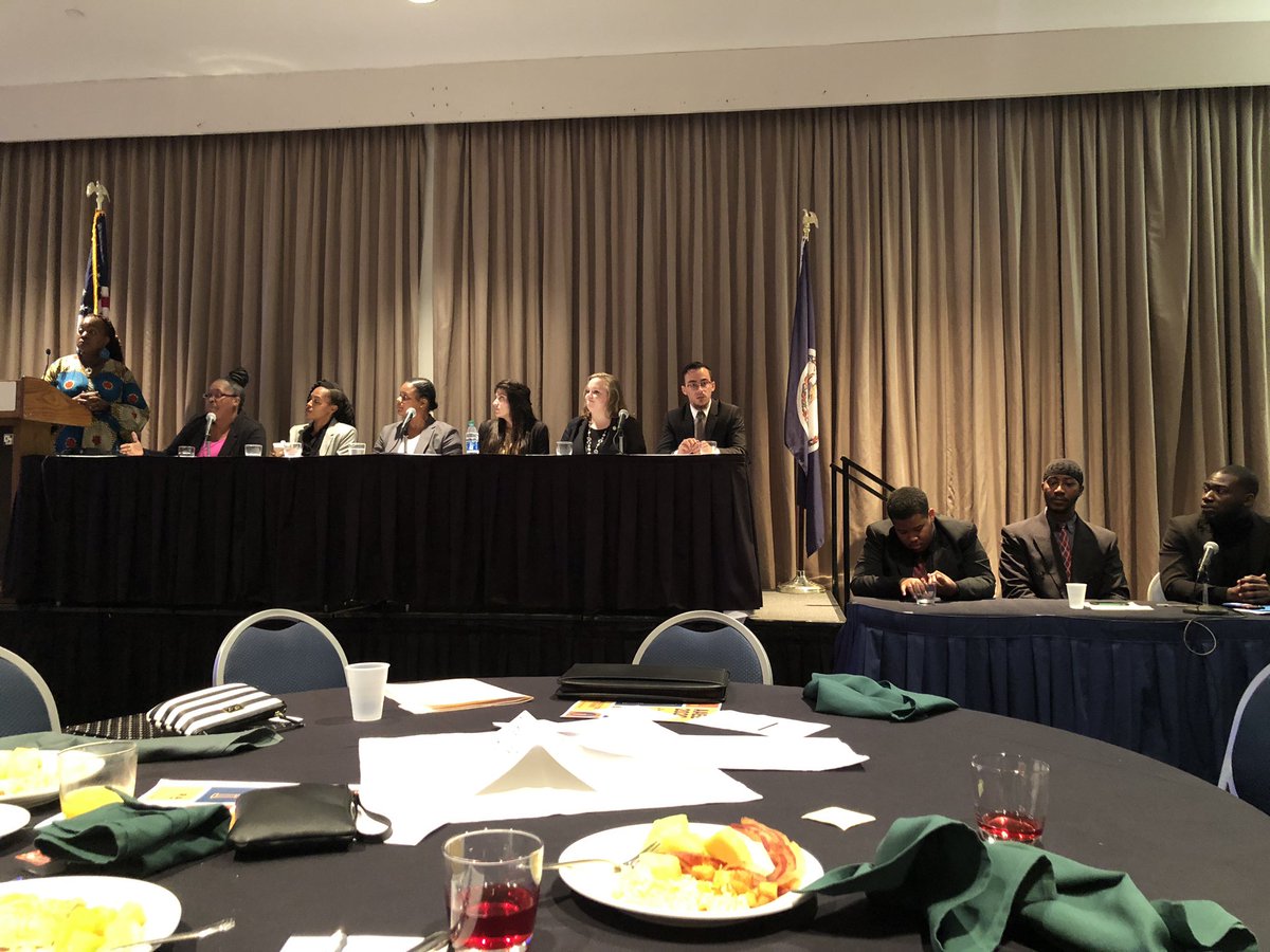 HRKateCO's tweet photo. This student panel discussed the challenges new teachers face and how to attract graduates to our schools. A powerful ending to a great conference! #StVrainStorm #SVVSDHires #AAEE2019VA @SVVSD @HrSvvsd @AAEEorg #PublicEdProud https://t.co/heFl9vy49P