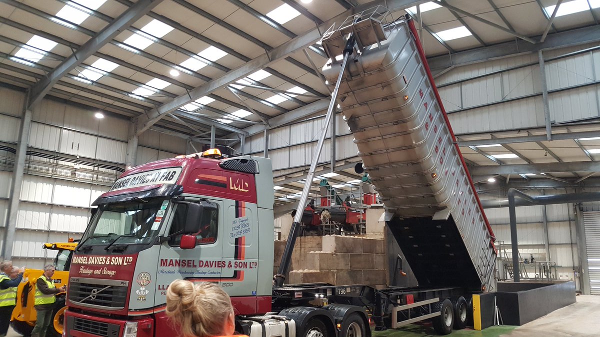 Apex_ArchLtd's tweet photo. We recently attended the @clawales AGM at @CobblesKitchen at Ogmore By Sea, Near Bridgend. A great day learning all about the Severn Trent Energy plant at Parc Stormy and hearing about the latest news from the CLA
#ADUnit #GreenEnergy #CLA #GreenPower
https://t.co/rI3a1jIpZg https://t.co/XBni1b1QHl