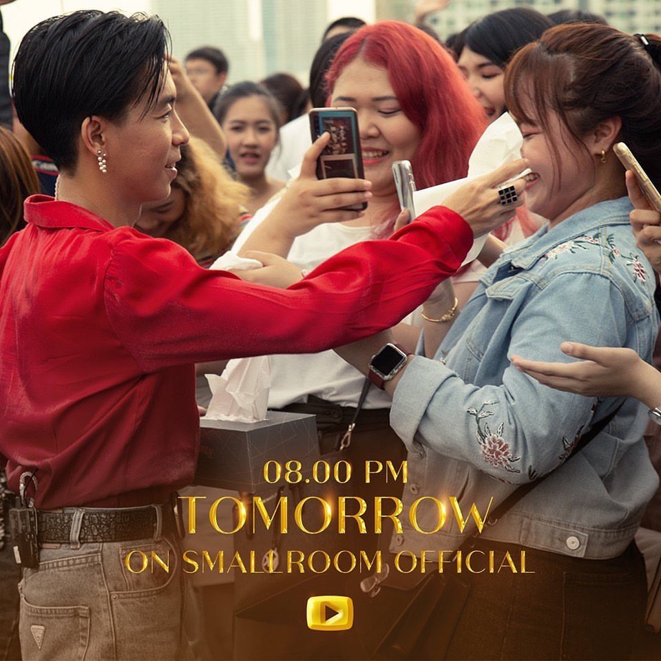 welovepolycat's tweet photo. MV “มานี่มา” พรุ่งนี้ 25.10.2019 เวลา 20:00 น. พร้อมให้รับชม ทาง Youtube “SmallroomOfficial” #ไม่ต้องร้องนะคะคนดี จะได้ดูแย้ววว 🥳🥳 #มานี่มา
#polycat #ดูวนไป #นะคะคนดี #napolycat #purepolycat #puretopure #tongpolycat #syuagn #smallroommusic #newsingle #newmusicvideo #newmv 💋 https://t.co/5PkbF9erxa