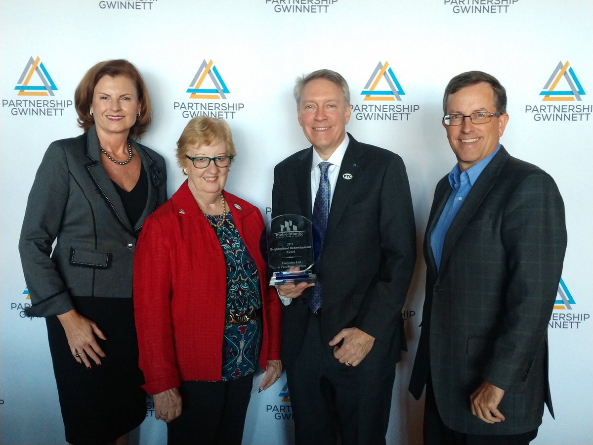 VoteChrist's tweet photo. Honored to help receive the 2019 Metro Atlanta Redevelopment Summit’s Neighborhood Development Award on behalf of the @PtreeCorners for our @CuriosityLabPTC project. #MARSummit https://t.co/kmJ27m4xV3