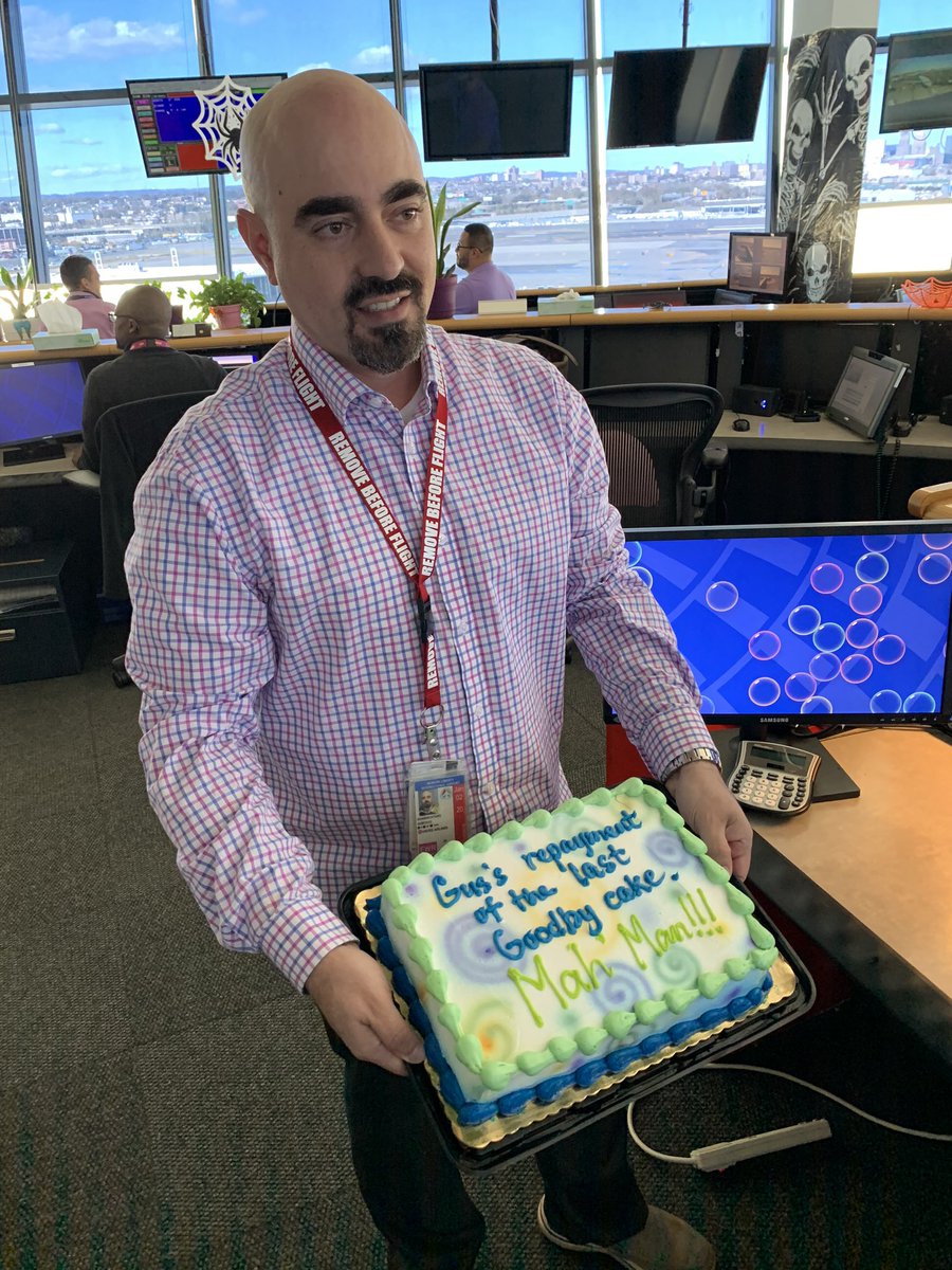 MsDeNiece007's tweet image. When you leave EWR and come right back you must repay us in CAKE!!! Welcome back Gus! @weareunited #upgradeyou @Millie_EWR_SOC @carlosruano1010 @arty_martins