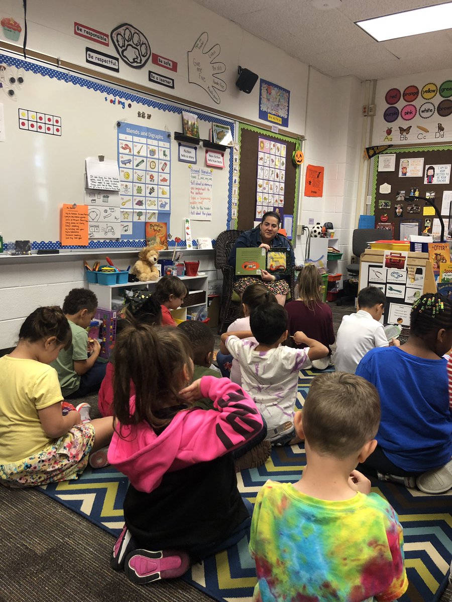 1st Graders are learning about mental images that readers get when they are reading!   #onegiantleappfe <a href="/mseakin_PFE/">Jenny Eakin</a> <a href="/HumbleISD_PFE/">Pine Forest Elem</a>