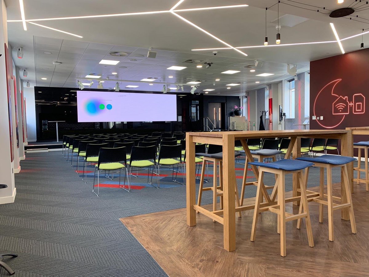 AreaWorkplaces's tweet photo. Proud to have delivered the new #Vodafone HQ, The Speechmark! The building was officially opened today by London Mayor @SadiqKhan! #DigitalHub #GrandOpening https://t.co/rEFI1X2Nur