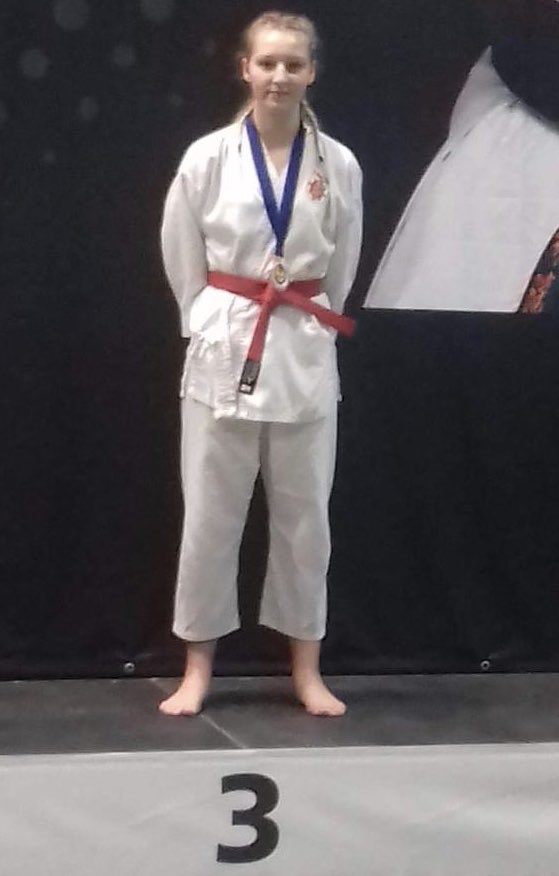 martialartscen1's tweet photo. A great Bronze medal for Abbie Sutton - well done that girl, that was hard!!
#TMAC #Essex #Braintree #MartialArts #Karate #WUKFEuropeanChampionships #Denmark #Bronze #GoTMAC https://t.co/lXDkOyQ5MI