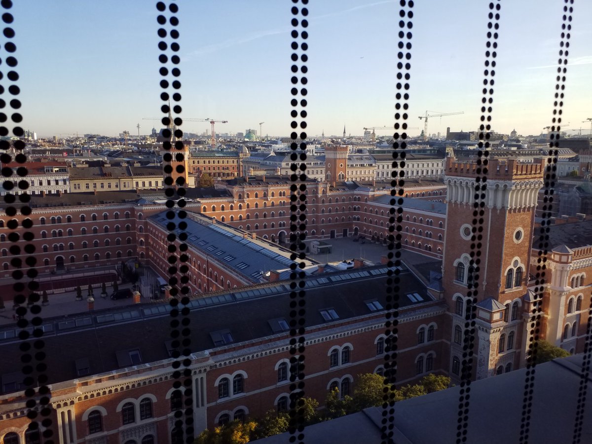 PenzHelga's tweet photo. "Es nimmt kein Ende mit dem vielen Bücherschreiben..." (Pred.12,12).  Buchpräsentationsmarathon des #ioeg in der Sky Lounge mit Blick auf die Rossauer Kaserne https://t.co/9i2EsG4NE4