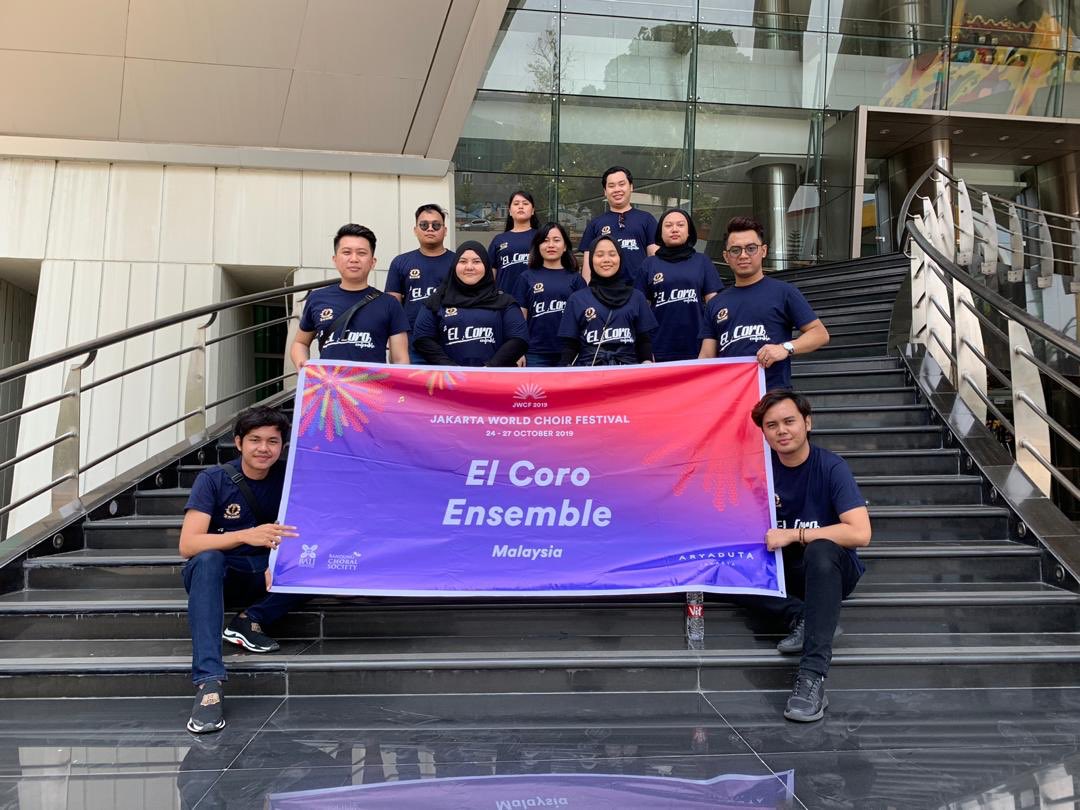 zeeraFnawrI's tweet image. Hello guys. This is me and my team El Coro Ensemble. We are now competing at Jakarta for Jakarta World Choir Festival. We are the only one representing Malaysia for our category, vocal group and acapella. Wish us goodluck for this competition. #aimforgold