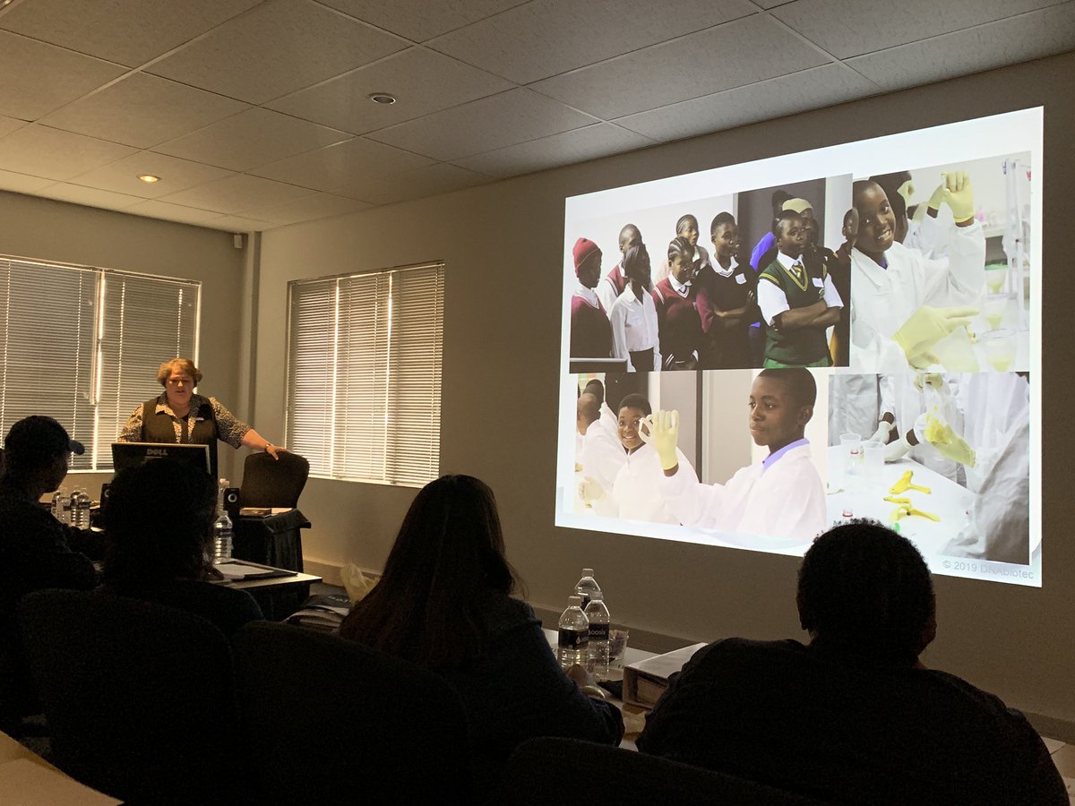 AliHalajian's tweet photo. Great to see private companies do #CommunityOutreach #SciComm.
Well done to @DNAbiotec for showing the beauty of #DNA to kids through innovative method #BananaScience.
@DBE_SA must encourage such companies.
#SmartCEO @BiotechCEO @UPTuks
Great model for @ULvarsity labs.
#science https://t.co/zJpeBds4uy