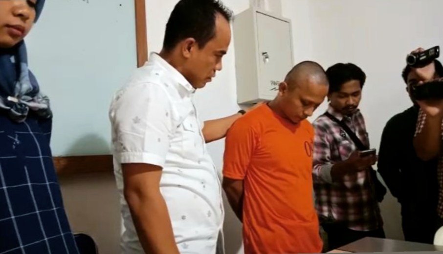 aksesjambi's tweet photo. Janji Menikahi, Pemuda di Jambi Setubuhi Pacarnya Berkali-kali https://t.co/qm5RoncXZK https://t.co/NmtyaHpqFq