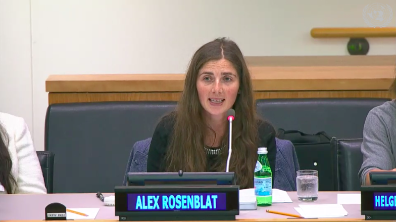 gpolicywatch's tweet photo. At 2nd Comm. Side Event, @mawnikr raises alarm regarding the gig-economy and "tech-washing." Case of Uber: "Uber leveraged sharing economy rhetoric, which suggests the concerns we bring to the traditional economy are no longer needed because what we are doing now is ‘sharing’." https://t.co/bNBcpOZg5l