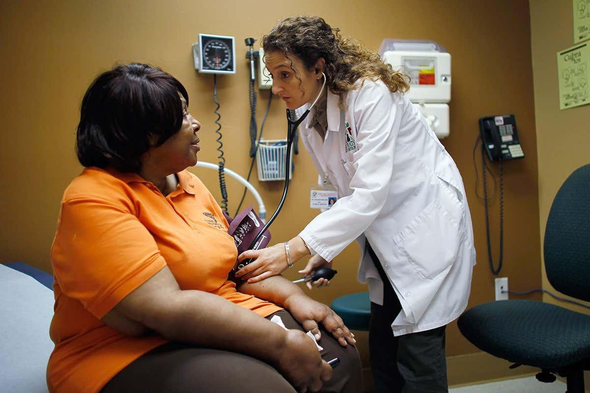 newscientist's tweet photo. A biased algorithm is delaying healthcare for black people in the US https://t.co/qsgIAOsmL9 https://t.co/ay3ZyU5X4f