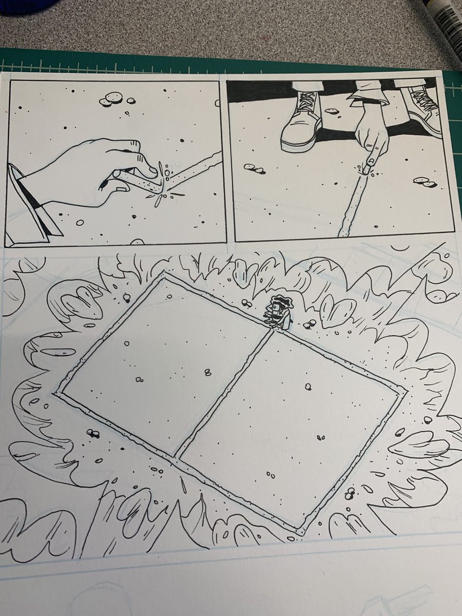 I love the simplicity of the top two panels 