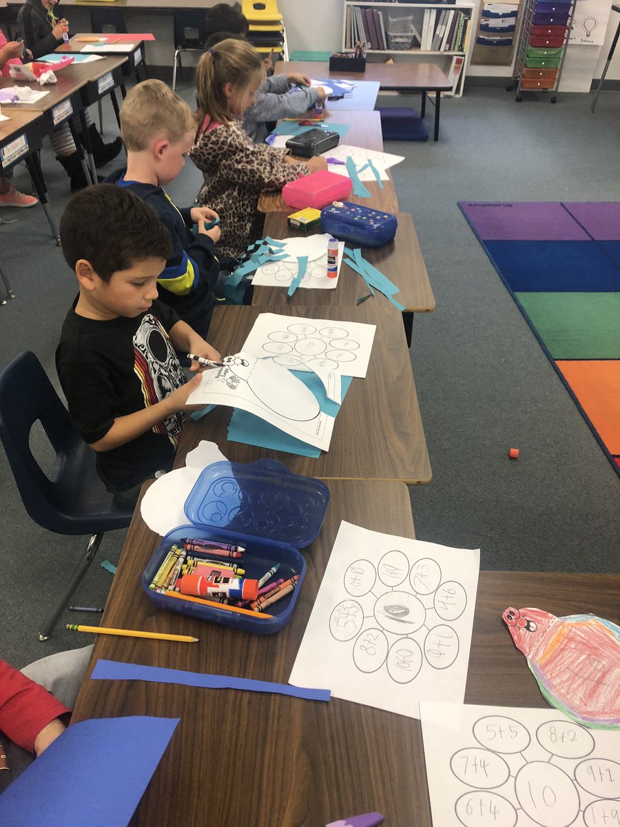 mayokc16's tweet photo. We made spooky addition spiders today for Halloween! #lorenaisdfuturefocus @LorenaPrimary https://t.co/q7LVukgMSr