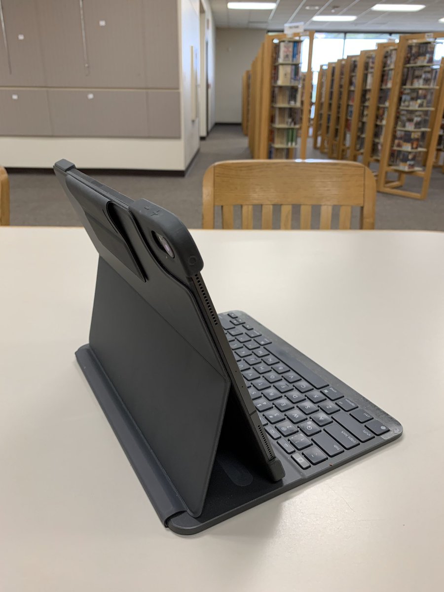 FmpApps's tweet image. I can’t modify the structure or scripts usin #FileMakerGo like I did for 30+ years using #Poerbooks and #MacBooks but I can make a no sweat video of my app.