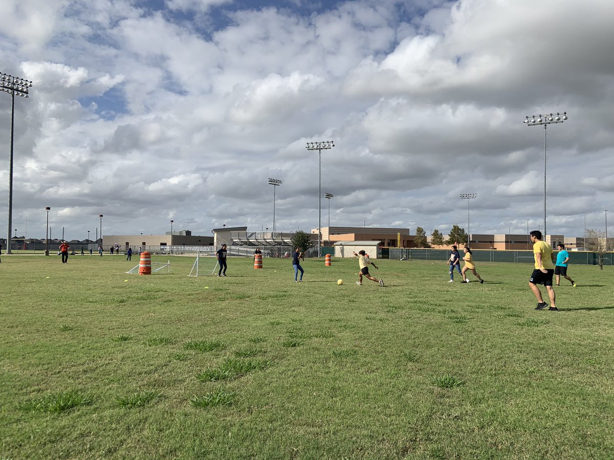 What a beautiful day for a World Cup!! Vsa v Spanish club ⚽️🌎