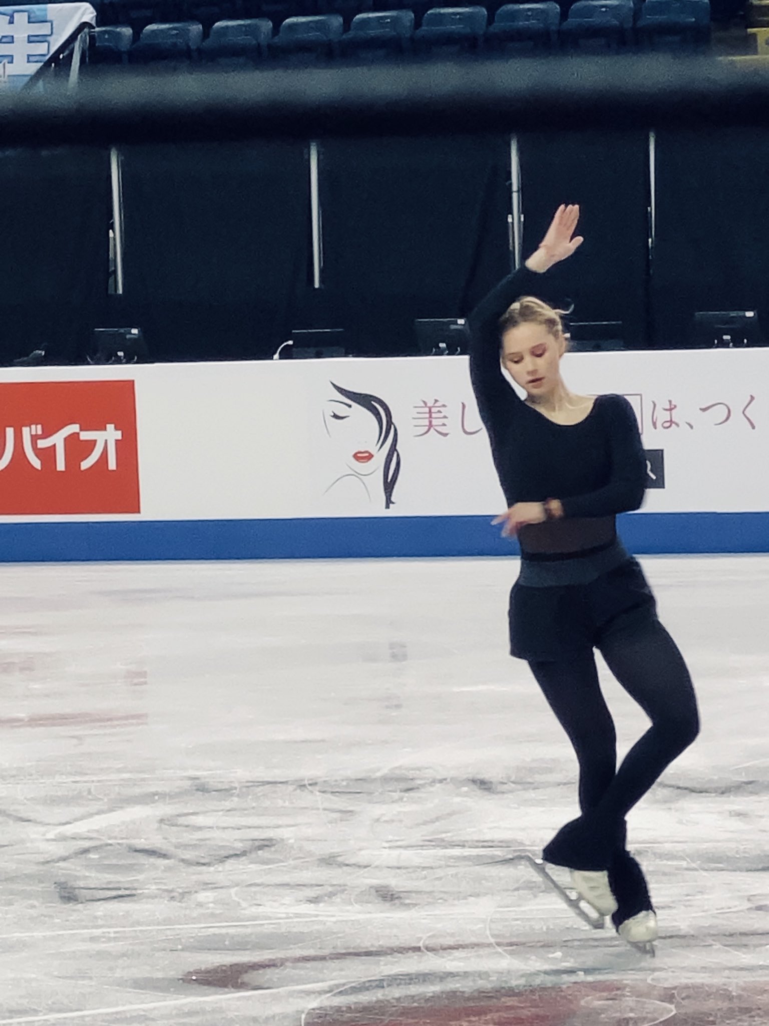  GP - 2 этап. Skate Canada International Kelowna, BC / CAN October 25-27, 2019 - Страница 4 EHq65YRUUAI6Dc8?format=jpg&name=4096x4096