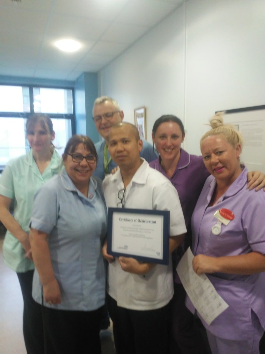 Ward 20 with the SAEC certificate! Such great work.Many more ideas to come from this!! <a href="/BTHFT/">Bradford Teaching Hospitals NHS FT</a> <a href="/SallyaScales/">Sally Scales</a> <a href="/karendawber/">Prof Karen Dawber 🌈</a>