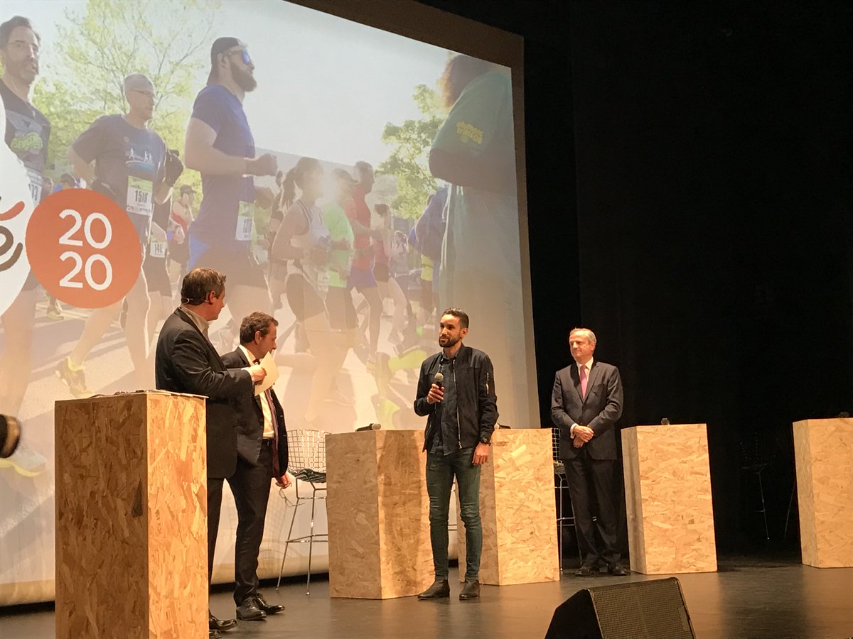 ConceptdAvenirs's tweet photo. #MeetIngé2019 [#PIF]  Présentation de l’initiative “Run Ingé 2020”, qui a pour objectif de faire l’échange entre les générations et créer du lien entre les #étudiants dans le secteur de l’#ingénierie et les #professionnels. 🏃‍♀️🏃‍♂️ https://t.co/Kc75IubIRa